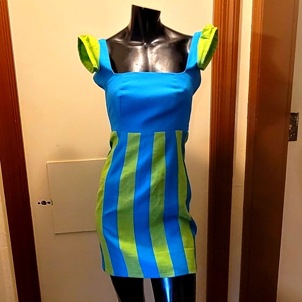 Beautiful 2-toned dress by Simply Chic